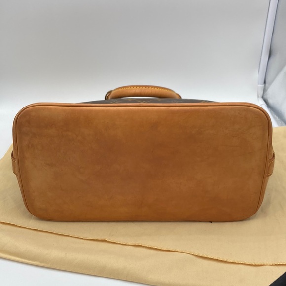 LOUIS VUITTON MONOGRAM ALMA PM HAND BAG W/ DUST BAG & LOCK & KEY - Picture 11 of 17